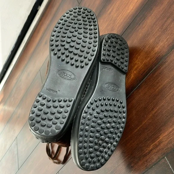 Tod's Dark Brown Suede Lace-Up Ankle Boots - Picture 11 of 13